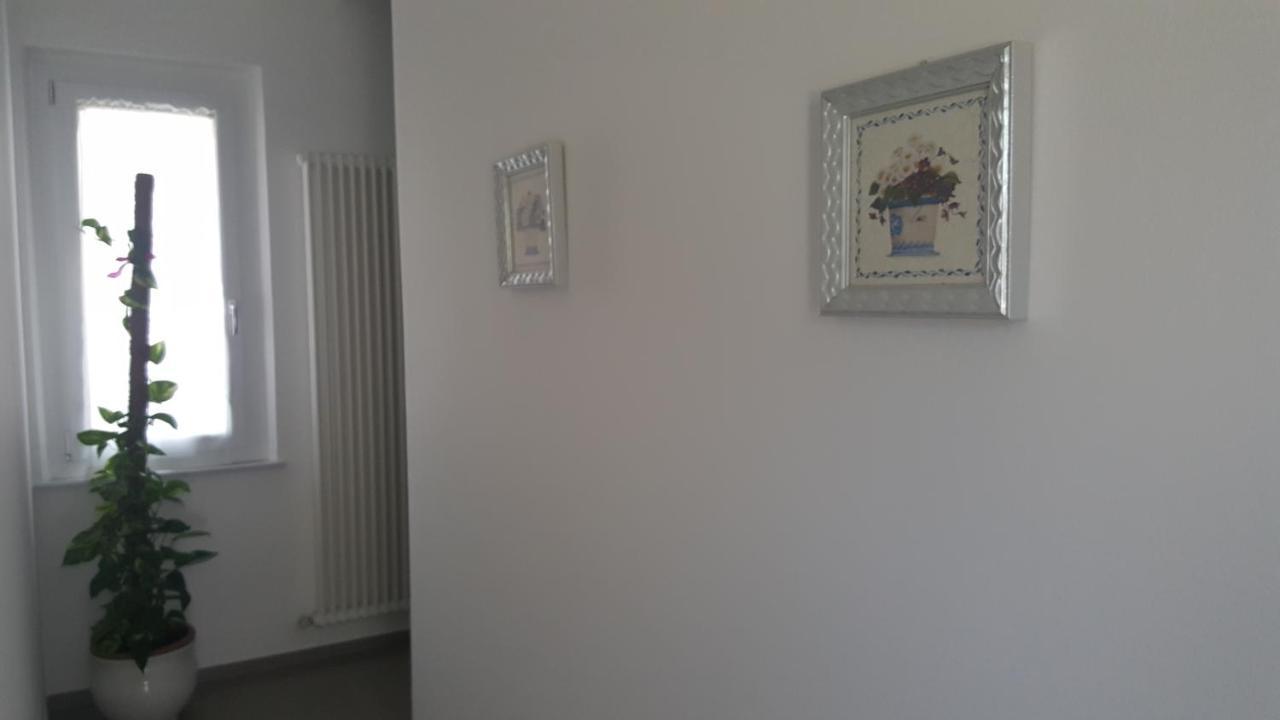B&B "Al Colle 11" Фано Екстериор снимка