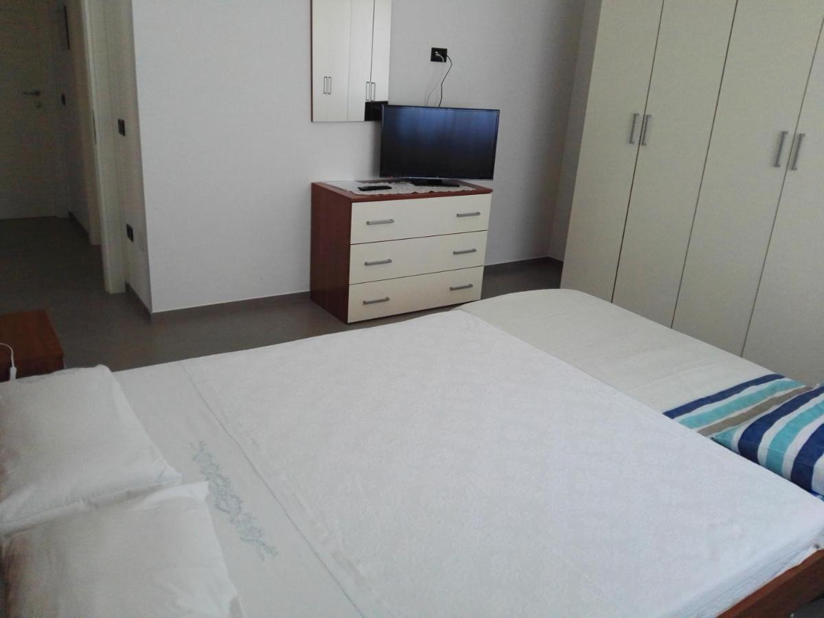 B&B "Al Colle 11" Фано Екстериор снимка